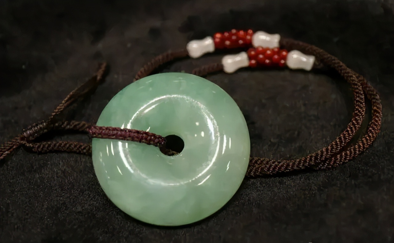 翡翠买得贵，不如送得对，与你翡翠挂件寓意大全  第12张