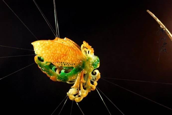 怎么鉴别翡翠b货翡翠东方美，美在含蓄，美在温润  第2张