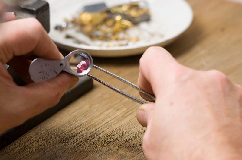 别拿老眼光看它，20+的你没理由拒绝红宝石  第6张