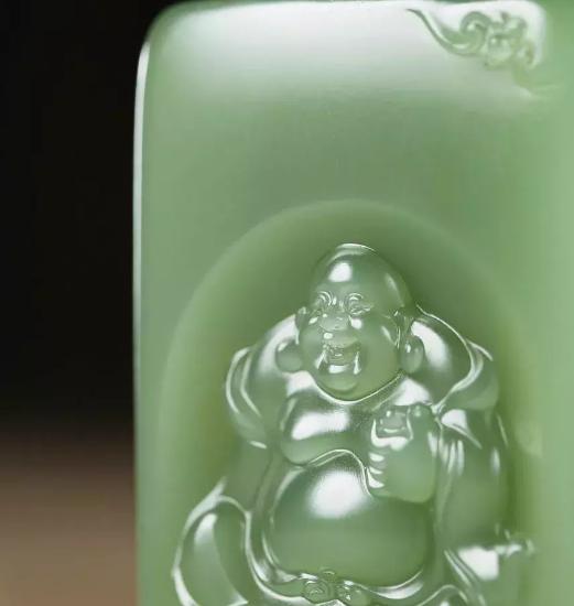 翡翠貔恘吊坠最贵最美的碧玉是哪种呢？  第19张