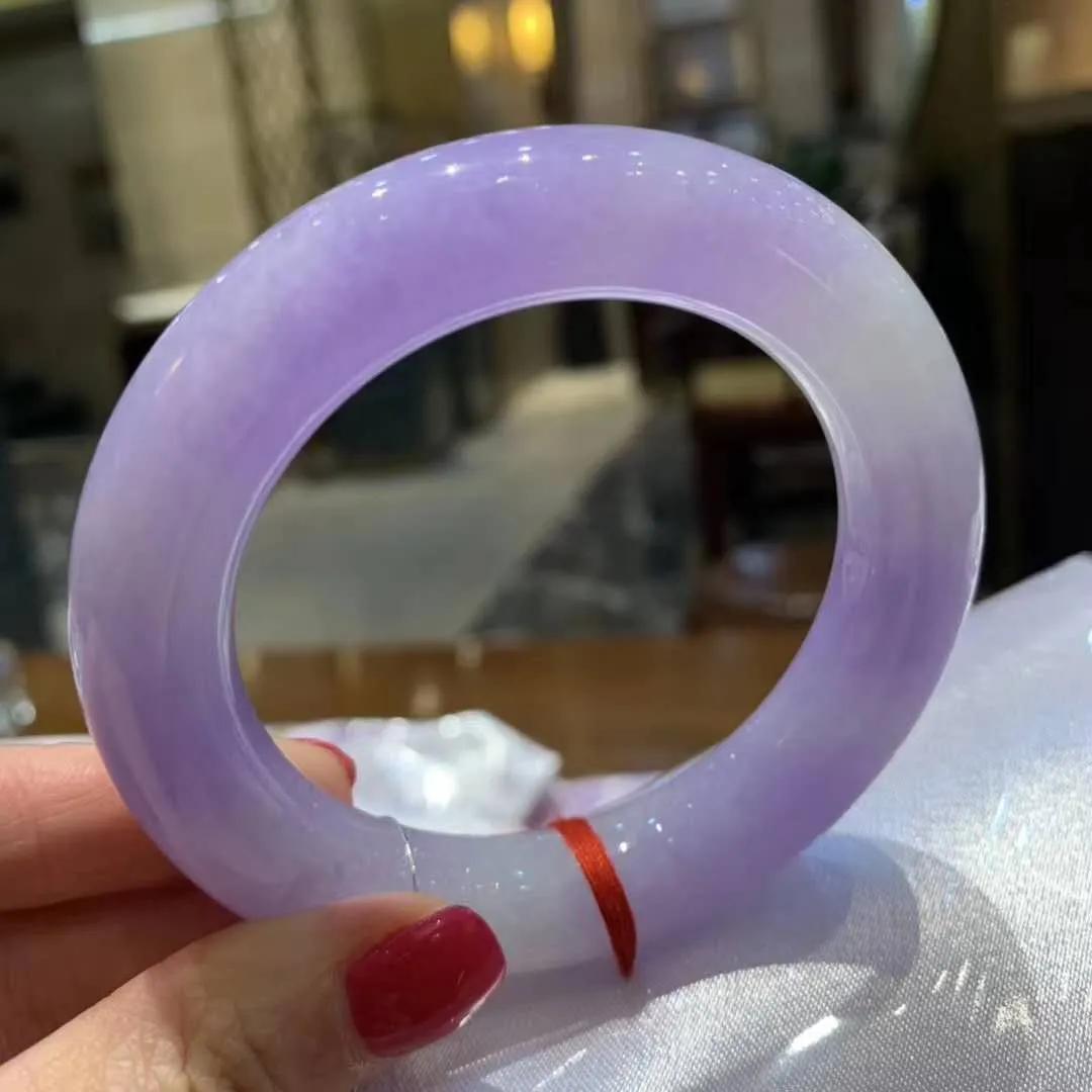 天然翡翠的鉴定依据谁说紫罗兰不值钱，只是你没买对而已~这对手镯1.9亿  第15张