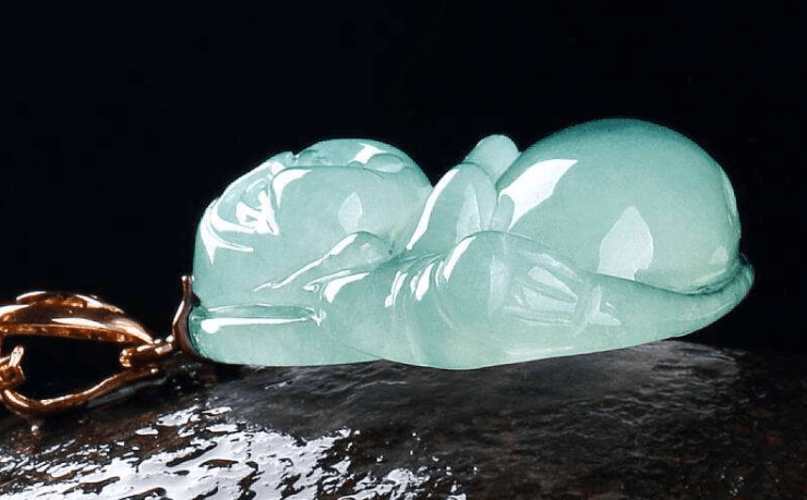 佛教文化源远流长，翡翠玉佛的价格稳步上涨   第3张