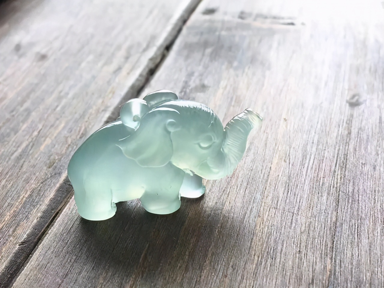 浅析2020年翡翠行情关键点（组图）  第3张