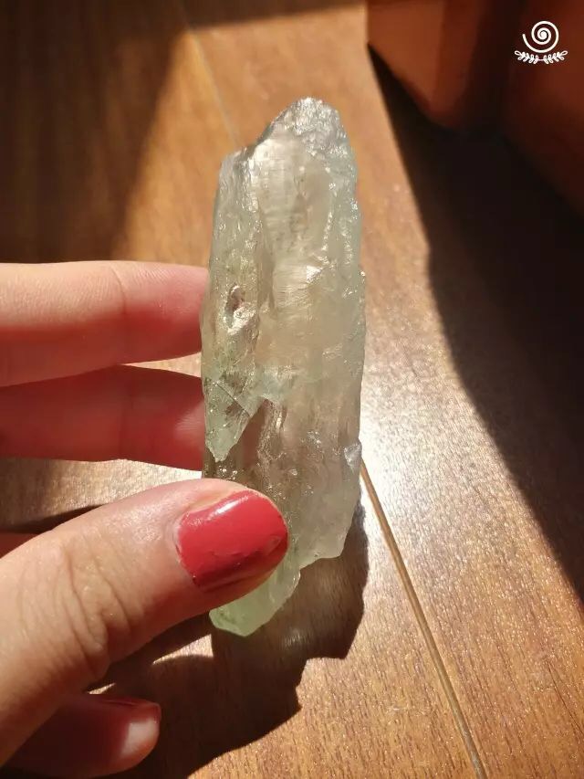 罕见的天然绿水晶价值如何？  第2张
