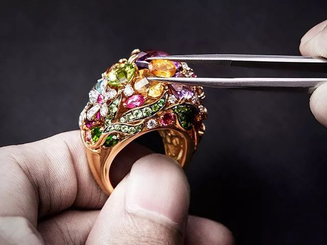 绿色宝石之王：祖母绿，美出天际  第9张