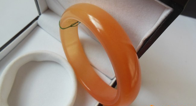 直播买翡翠一张图让你读懂新疆金丝玉手镯真伪分辨  第8张