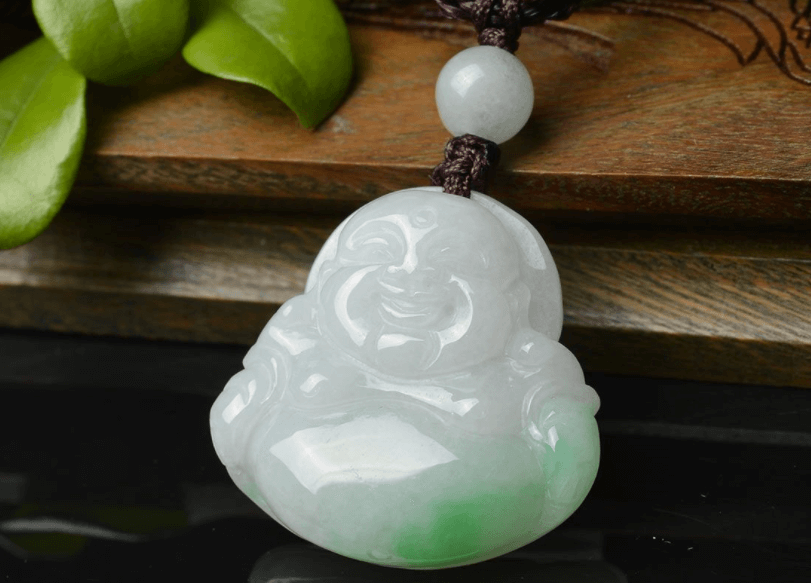 佛教文化源远流长，翡翠玉佛的价格稳步上涨   第2张