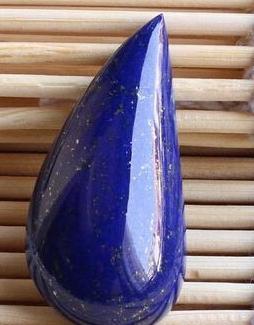 翡翠原石的四大杀手“睹物思天”，雾霾天里的它色相如天——青金石  第4张