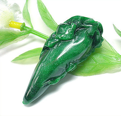 男的带和田玉还是翡翠铁龙生翡翠如恶化鉴定鉴赏   第1张