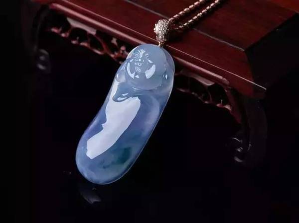 为何翡翠价值可达千万？关键还得看这几点！  第3张