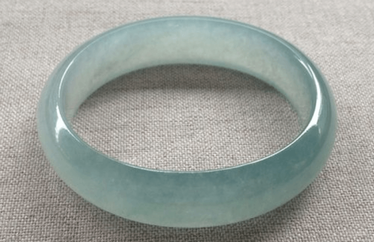 翡翠原石tw是什么场口冰种翡翠和红翡翠哪个好？红翡翠的形成历史   第1张