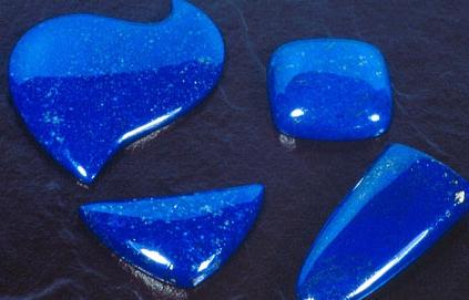 翡翠原石的四大杀手“睹物思天”，雾霾天里的它色相如天——青金石  第5张