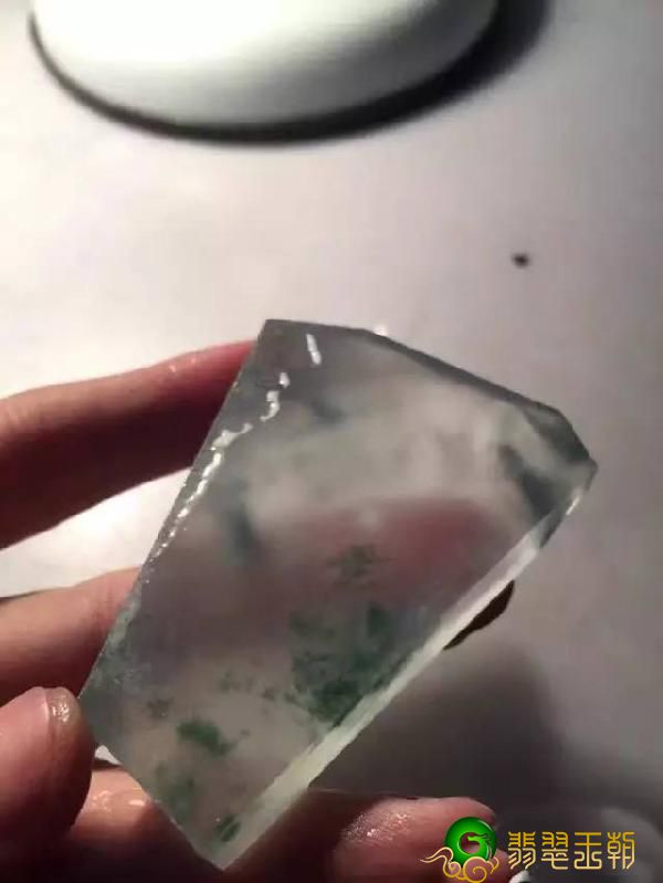 那样的翡翠才算的上绝品冰种翡翠，你这些只有算好！   第9张