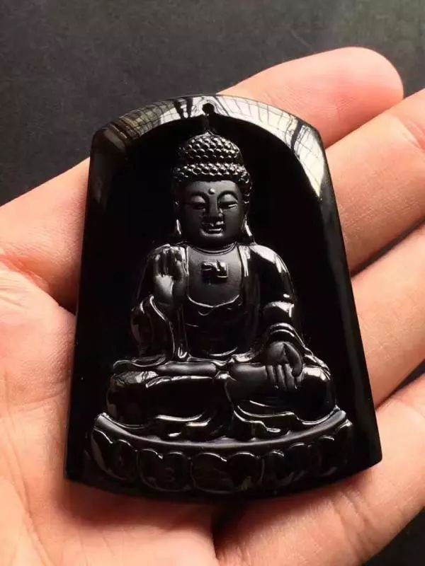 翡翠原石 拍卖 猛料墨翠知识大讲解  第2张