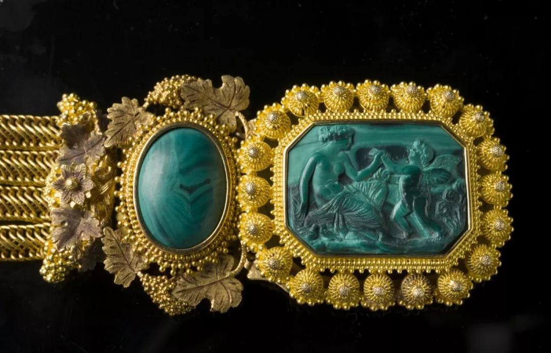 孔雀石：颜值与内涵并存  第7张