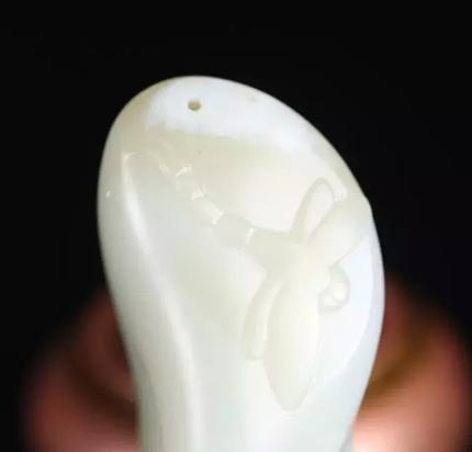 翡翠手镯真假官网那些其貌不扬的“羊脂”和田玉  第12张