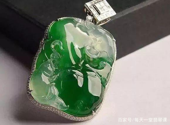 广州玉器翡翠批发荷叶鱼翡翠玉的寓意是什么   第5张