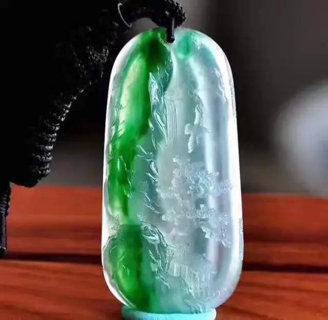 翡翠—收藏界的“高端品”，市场中的“长胜将军”  第3张