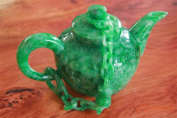 为何翡翠价值可达千万？关键还得看这几点！  第6张