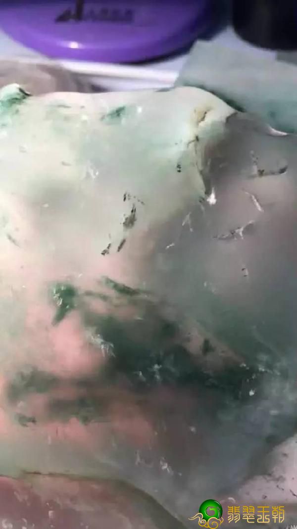 那样的翡翠才算的上绝品冰种翡翠，你这些只有算好！   第12张