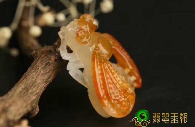 石头记翡翠吊坠有关翡翠的“俏”和“巧雕”，你确定分到清晰吗？   第2张