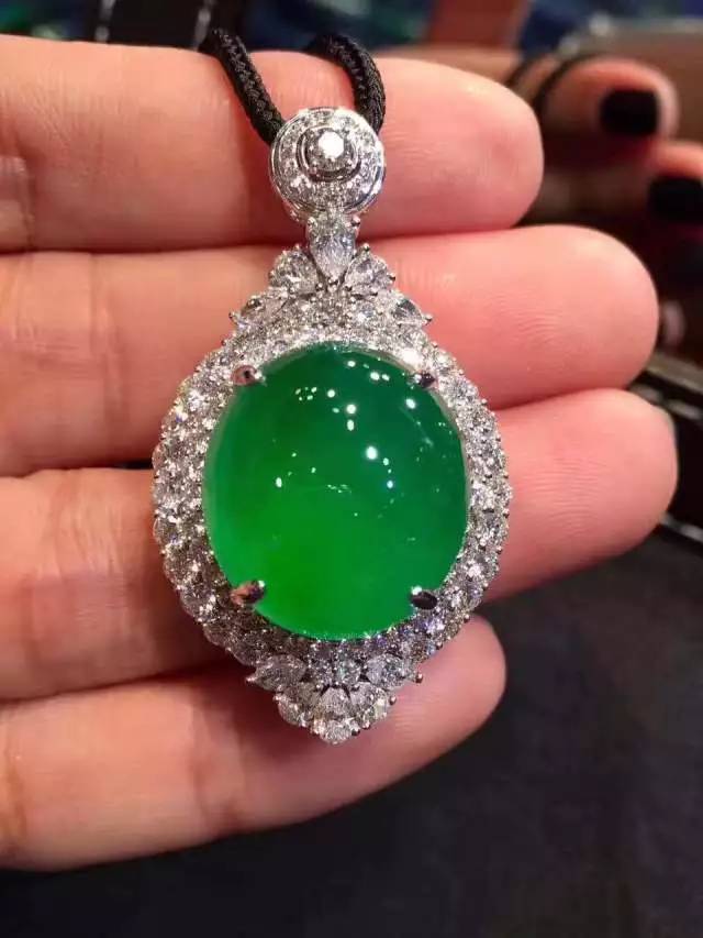 翡翠—收藏界的“高端品”，市场中的“长胜将军”  第11张