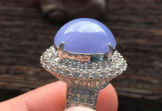 为什么翡翠的收藏价值如此之大？看完您就明白了  第3张