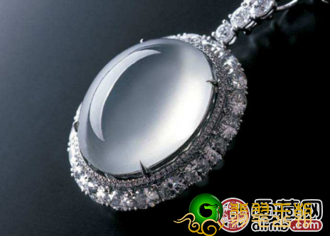 冰种翡翠什么价位木那料翡翠如何鉴定真假 “四看”辨真伪 