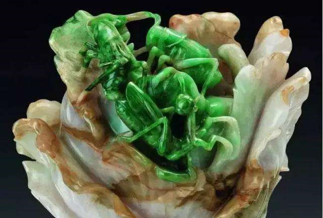 翡翠手镯高清图片台湾故宫翡翠白菜价值连城？它凭什么成为“重要文物”？   第3张