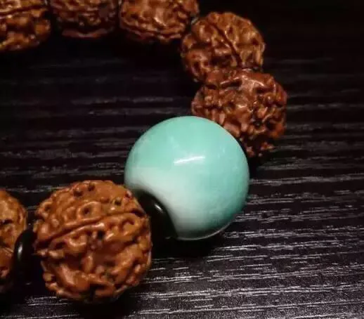 翡翠手镯宽条内行人教你如何挑选绿松石  第22张