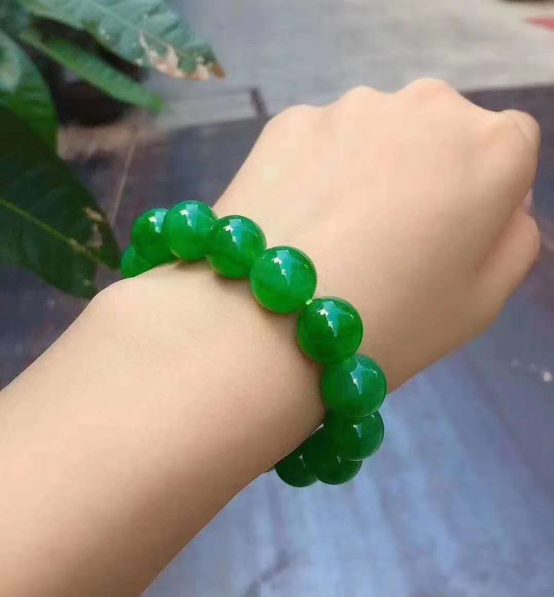 黑冰和黑冰乌鸡翡翠虽两字之差，价格却天差地别  第6张