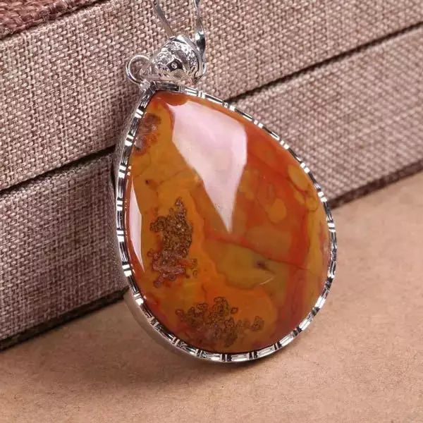 翡翠紫罗兰手镯批发战国红玛瑙最全科普，相信我，你所知的只是冰山一角！  第5张