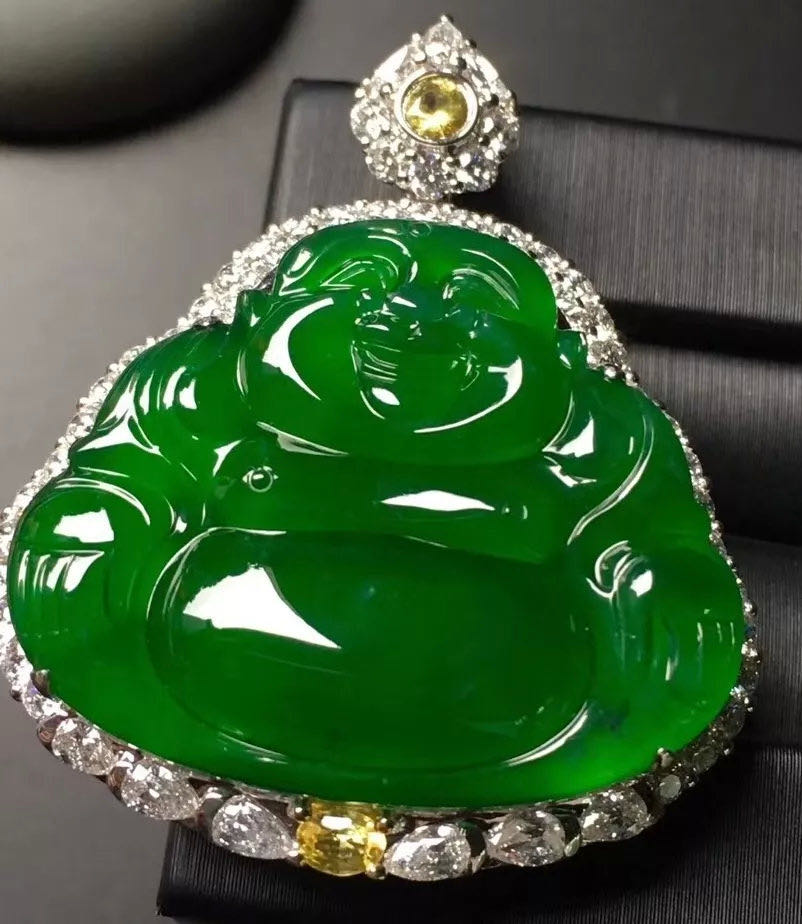 色差一点，价差十倍！那些色不足的翡翠，凭什么价值却很高？  第2张