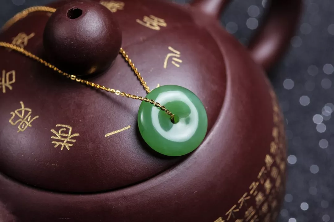 常见翡翠挂件的寓意，看完之后再也不怕买错啦  第7张