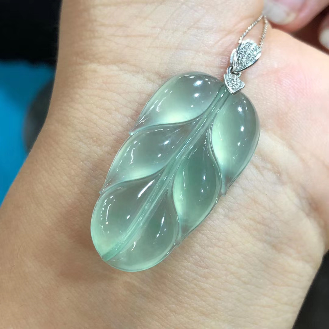 翡翠的颜色与价值到底要如何区分？  第10张