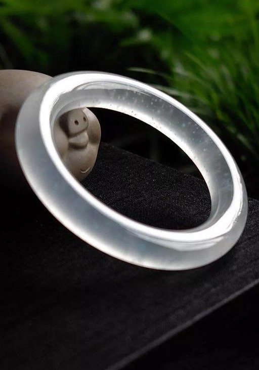 为什么很大程度上来说，翡翠估价是没有意义的？  第4张