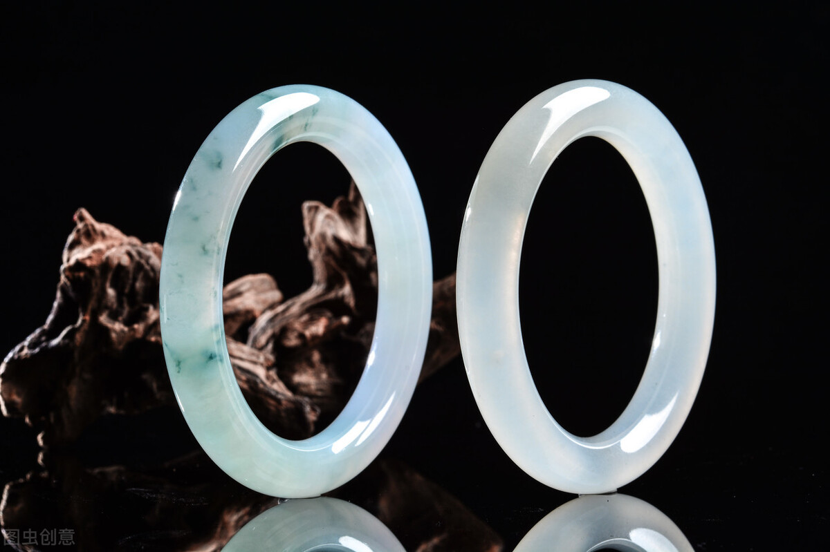 翡翠值钱吗？什么样的翡翠值钱？  第3张