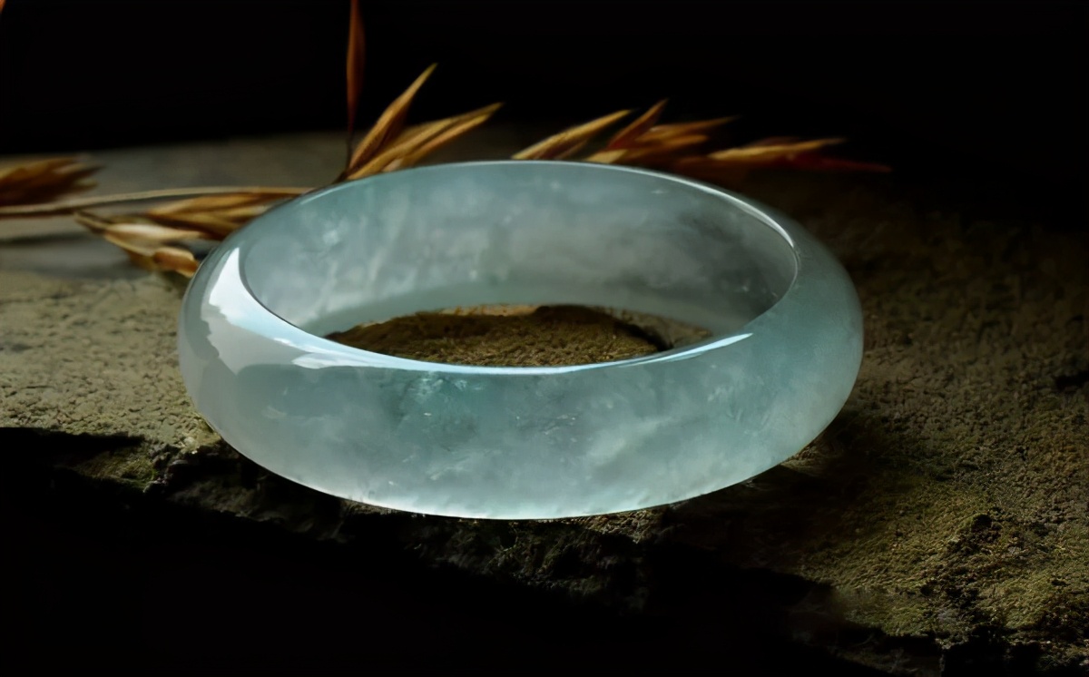 无棉不成翠，无瑕不成玉！有棉翡翠的时代终于来了吗？  第2张