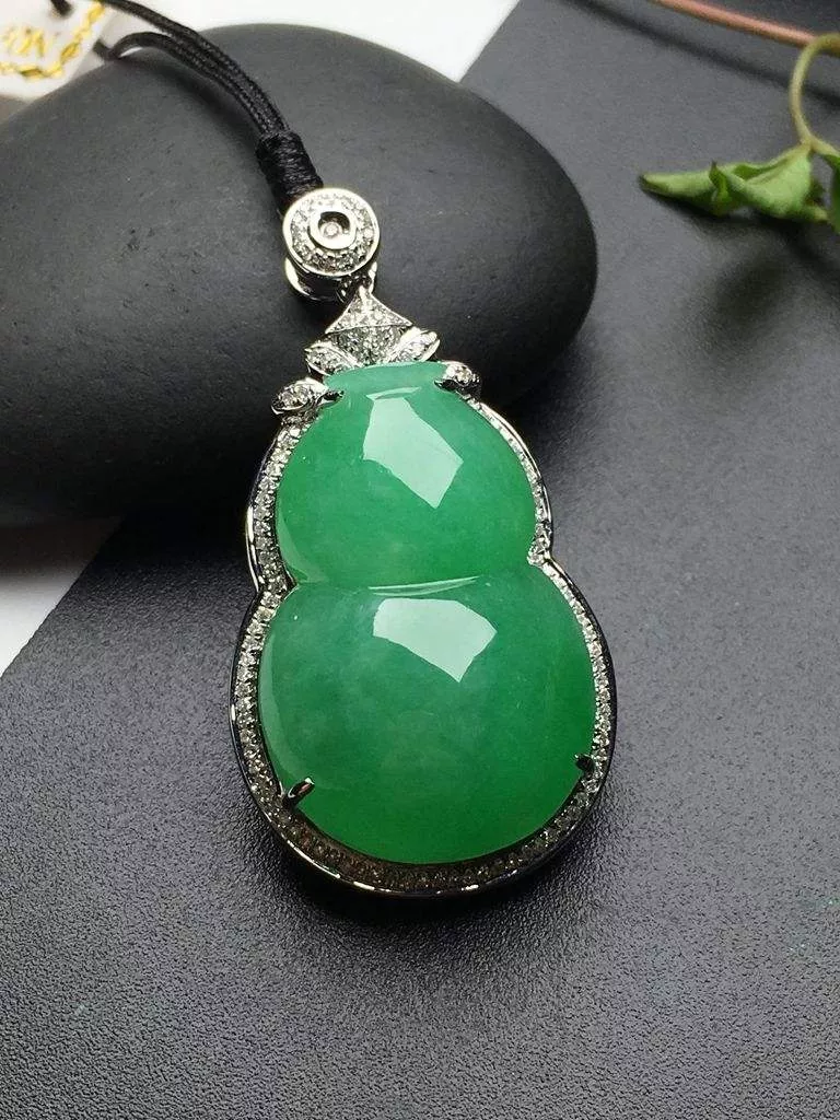 常见翡翠挂件的寓意，看完之后再也不怕买错啦  第10张