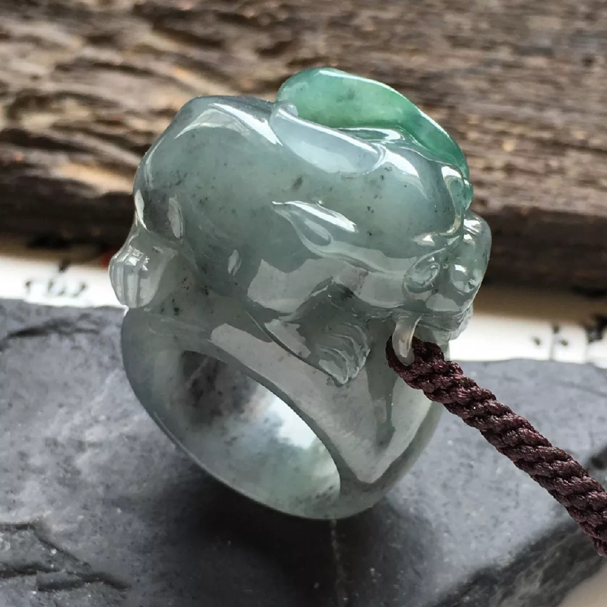 翡翠里水墨隐士——乌鸡种翡翠  第6张