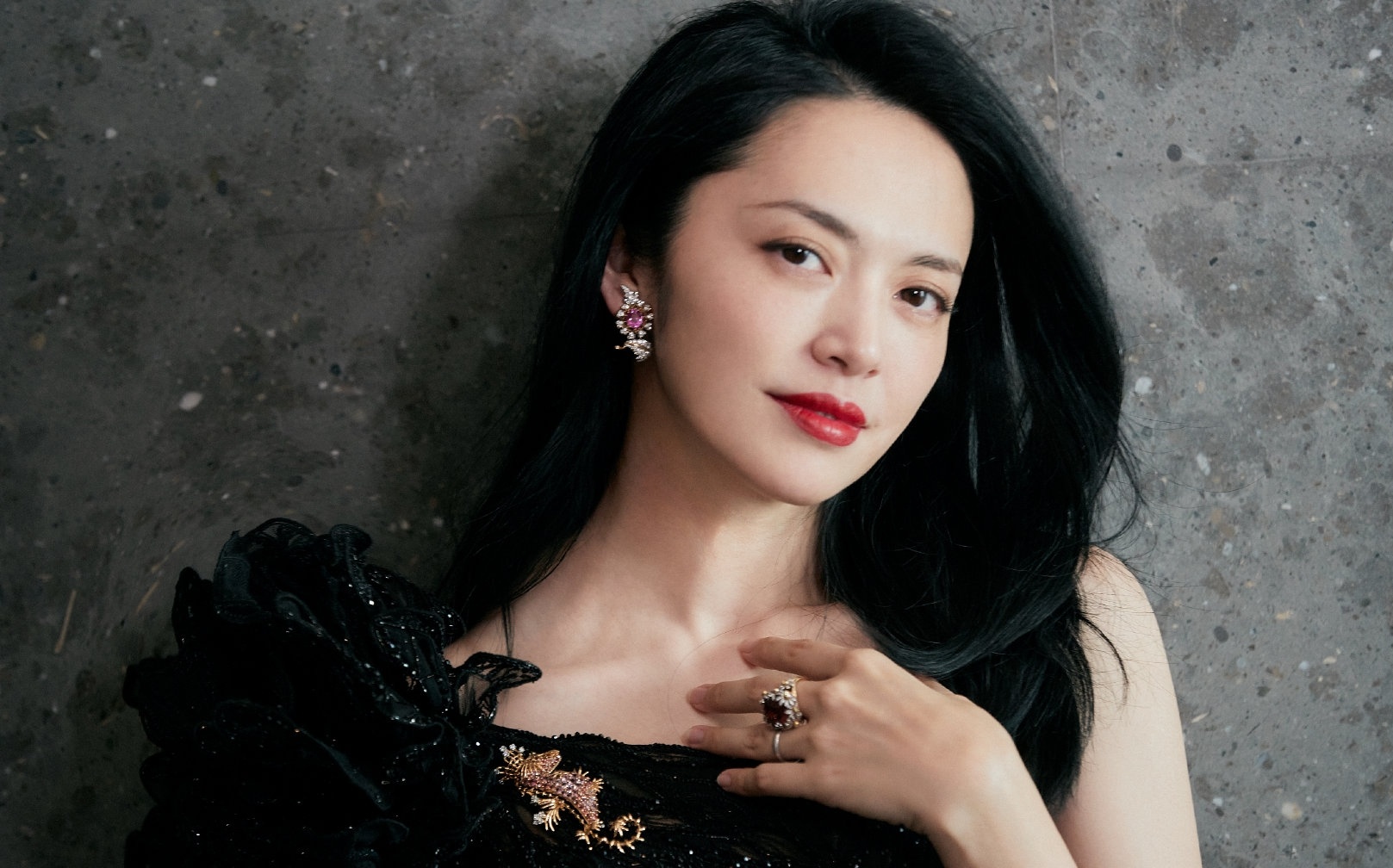 最新翡翠戒指图片女款漂亮的碧玺首饰  第7张