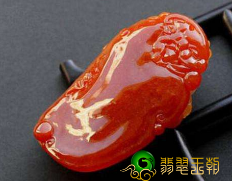 a货镶嵌翡翠观音鲜红色翡翠有收藏价值吗 鲜红色翡翠的使用价值 