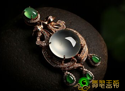 天然原石玉价格翡翠怎样“识种色觉” 从三层面下手   第1张