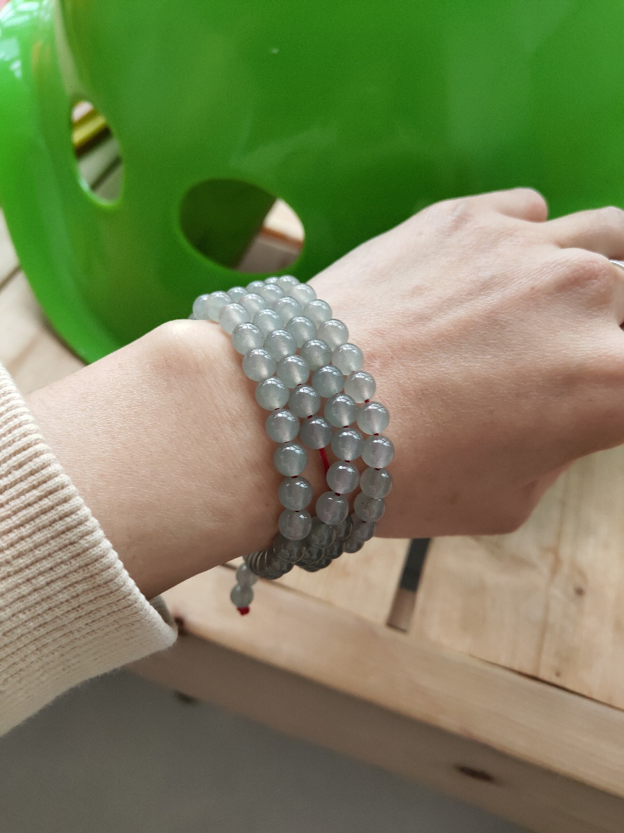 黑冰和黑冰乌鸡翡翠虽两字之差，价格却天差地别  第5张