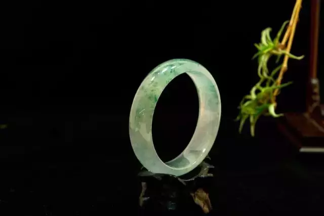 这几种翡翠以后会越来越值钱！你还不知道吗？  第4张