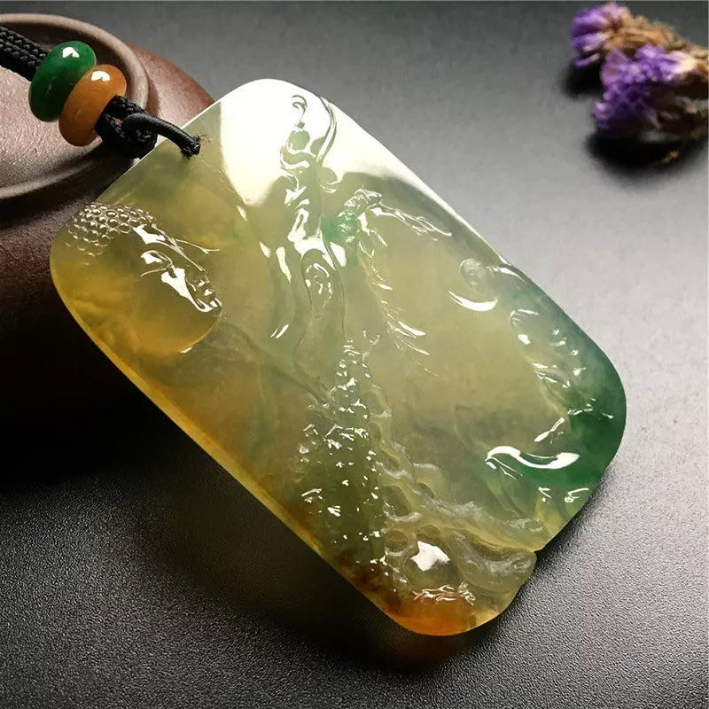 色差一点，价差十倍！那些色不足的翡翠，凭什么价值却很高？  第14张