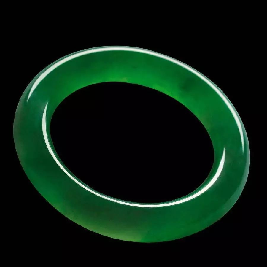 简单五招看懂翡翠的“绿”  第3张