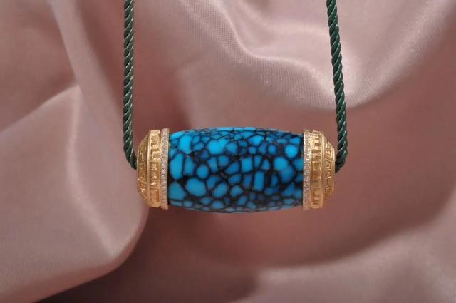 翡翠手镯磕出裂难得的干货！内行人教你如何挑选绿松石  第7张