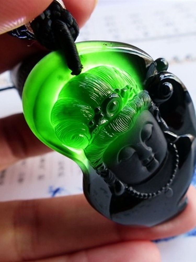 黑色翡翠“乌鸡种”公盘逆袭，是炒作还是黑马？  第3张