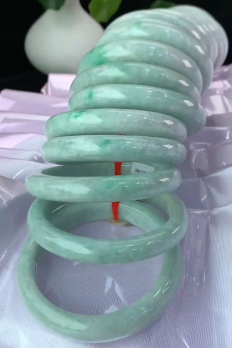 990元的翡翠和9990元的翡翠有什么区别  第3张